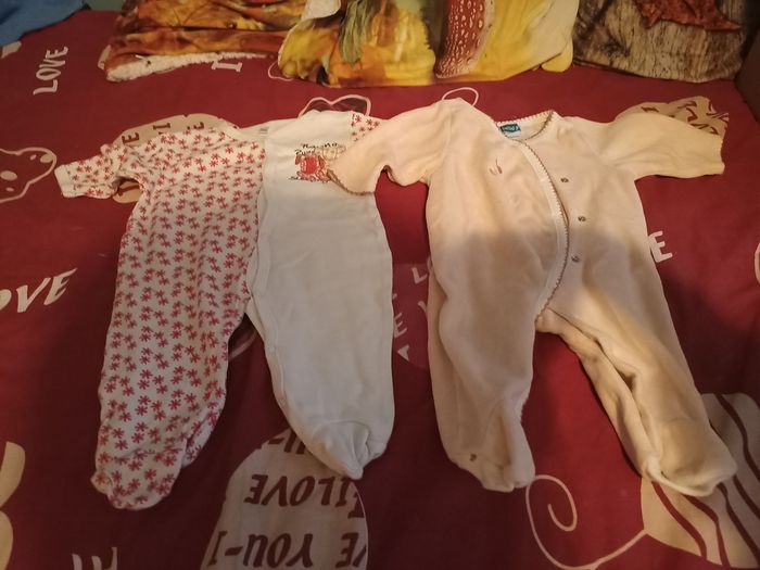 Bodies + Pyjama 0 - 1 mois Fille ( lot ) - photo numéro 3