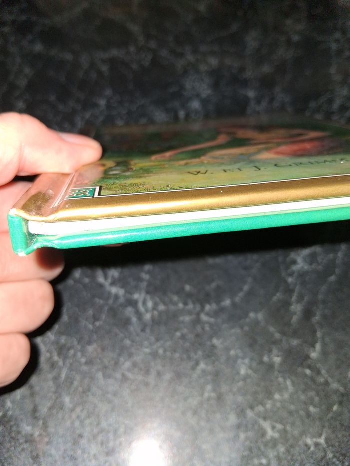 Petit livre enfant Blanche neige/ ancien 1996 - photo numéro 3