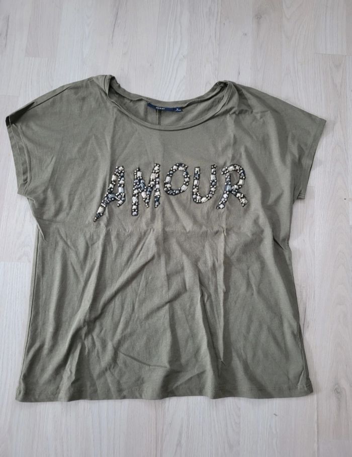 Tee-shirt kaki pierres precieuses