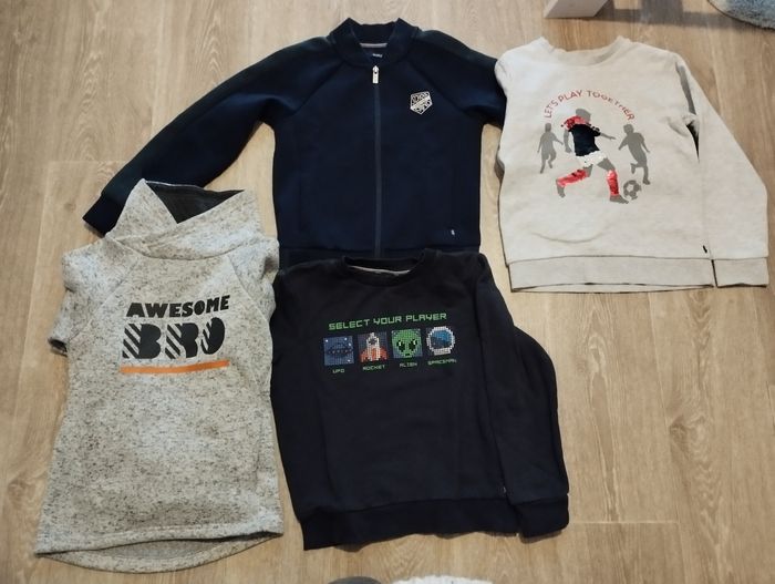 Lot sweats pull Okaïdi très bon état