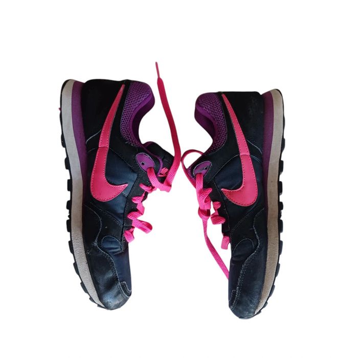Basket nike 37,5 - photo numéro 2