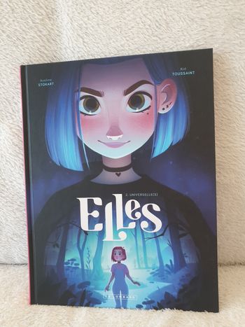Livre Elles tome 2 neuf