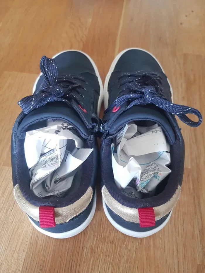 Chaussure de sport - photo numéro 2