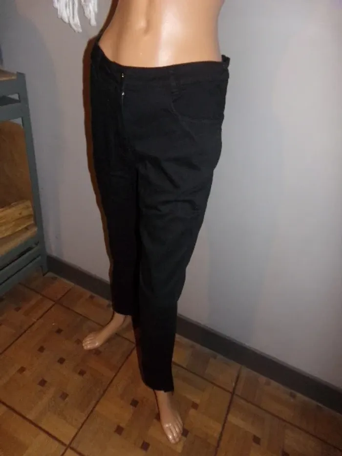 Pantalon - photo numéro 2