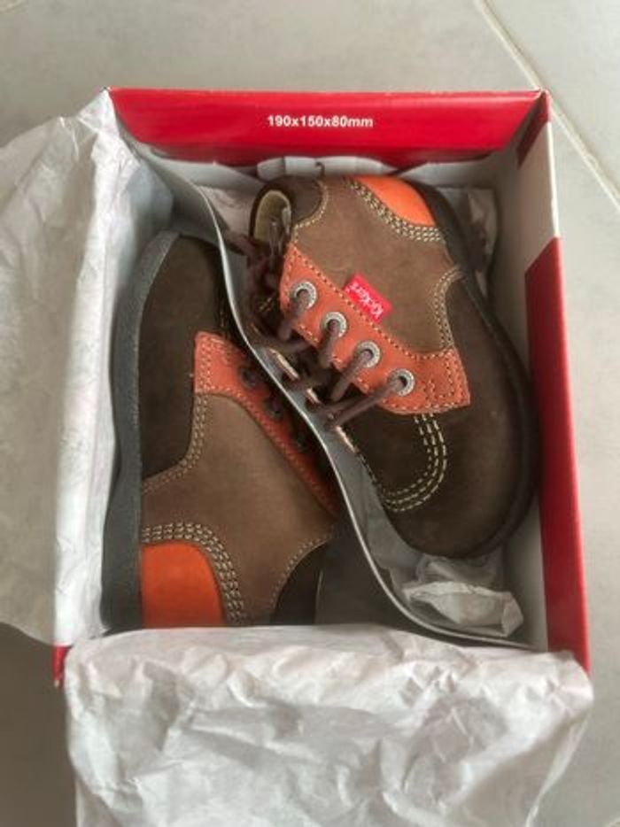 Kickers neuves pointure 22