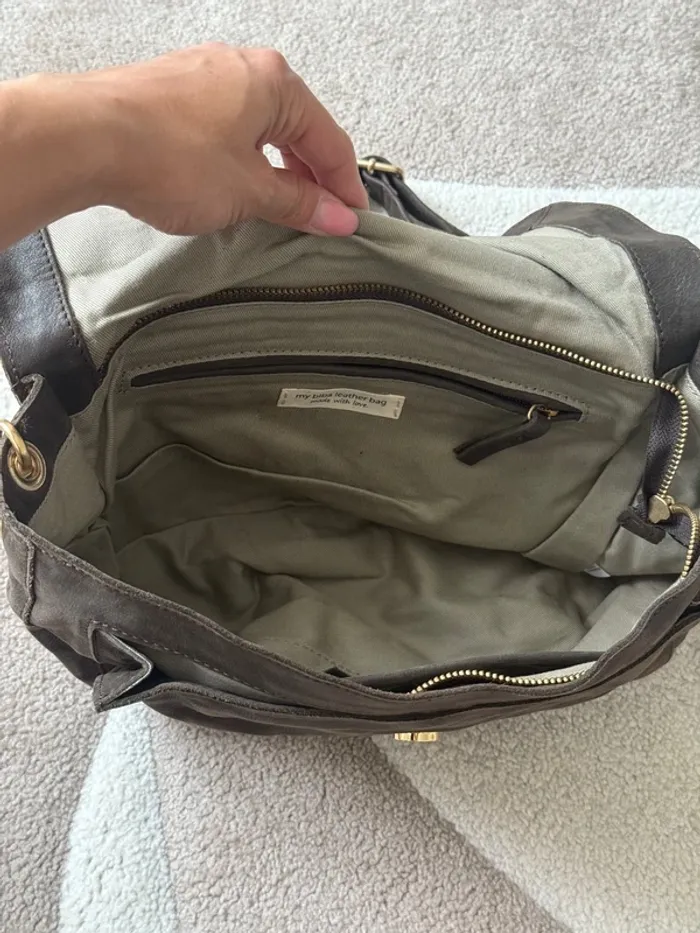 Sac en cuir Biba – Bandoulière réglable – Neuf avec étiquette - photo numéro 3