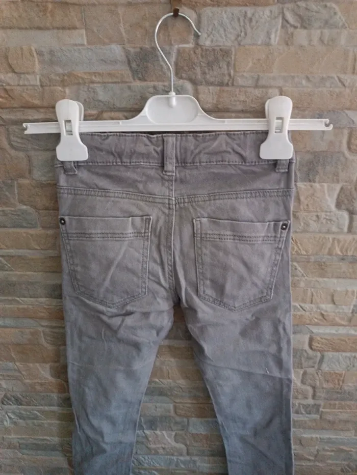 Jean slim fit gris Kiabi 6A - photo numéro 4