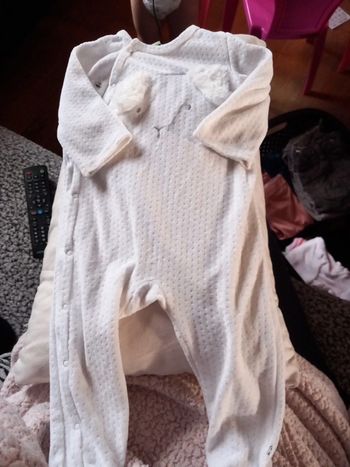 Pyjama lapin  taille 74cm 12mois tao tape à l œil