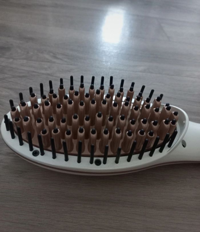 Brosse chauffante à lisser - photo numéro 2
