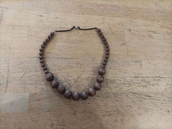 Collier grosses perles bois