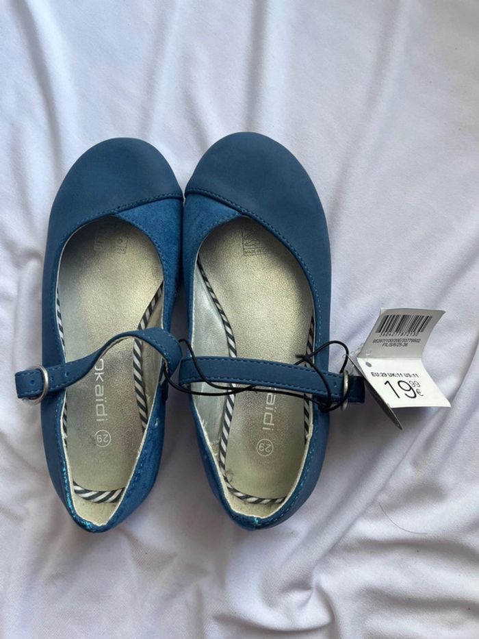 Ballerine bleue fille taille29 neuve marque Okaidi