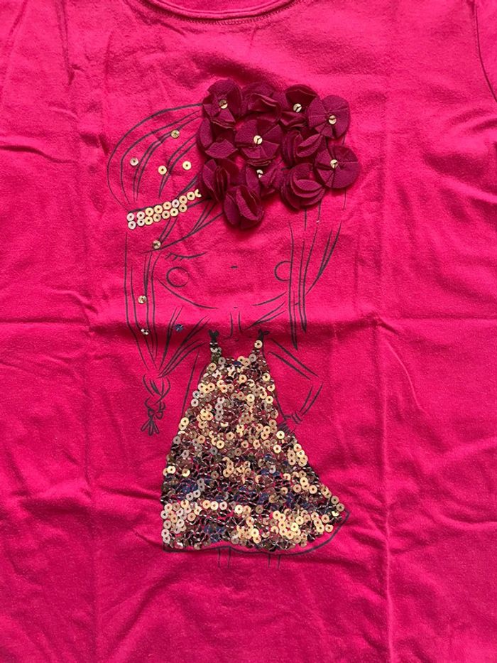 T-shirt fille 12 ans rose avec détails en sequins et fleurs en relief - photo numéro 2
