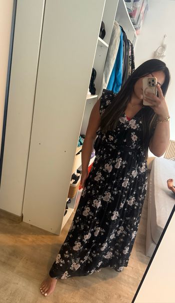 Robe longue noires à fleurs