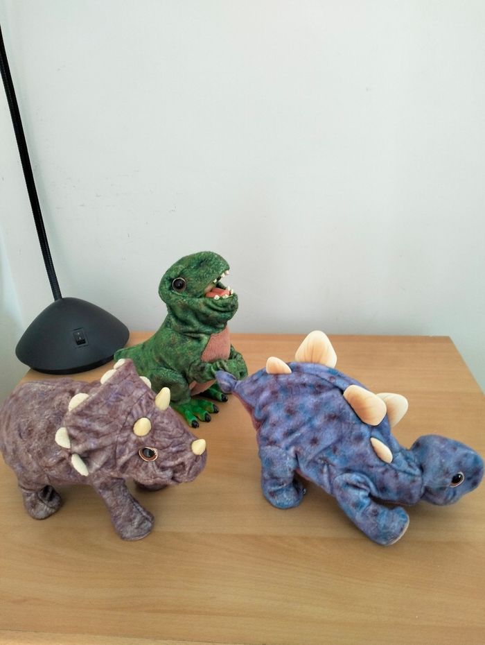 Dinosaurs  Newborn