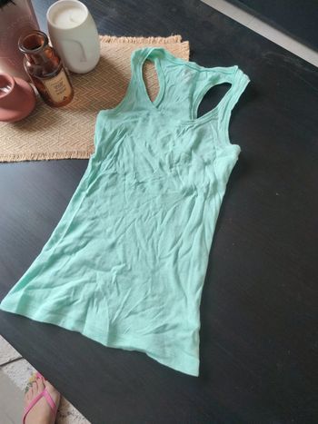 Débardeur couleur vert d'eau
