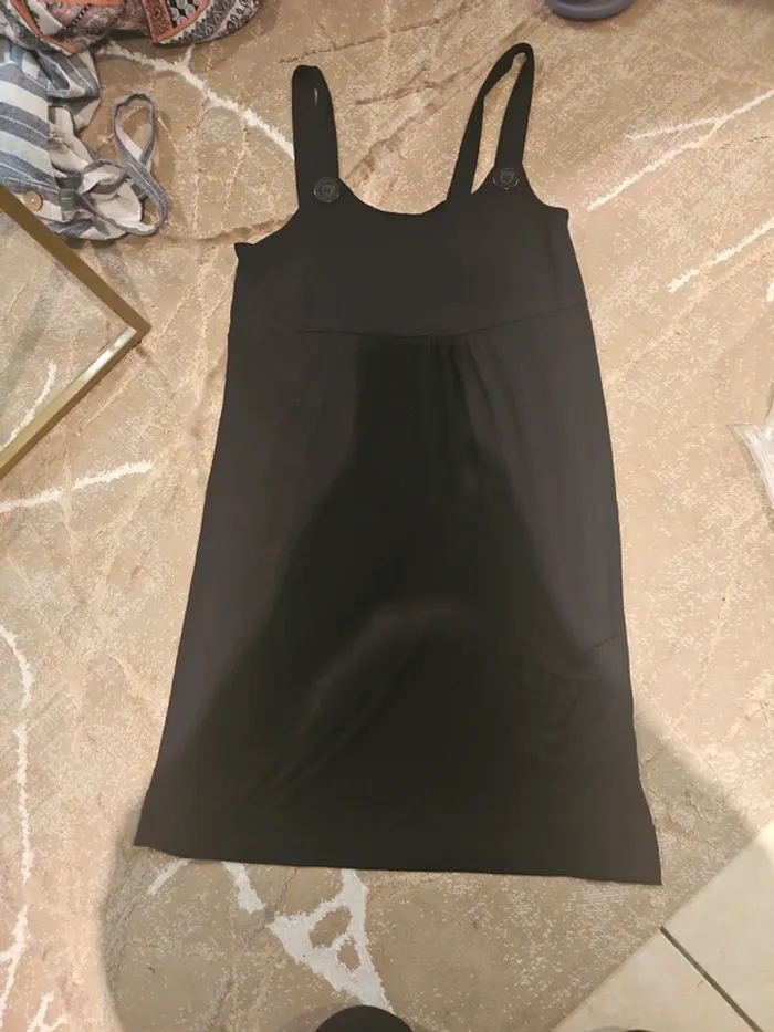 petite robe noire femme été