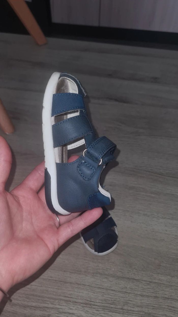 Chaussures bébé - photo numéro 2