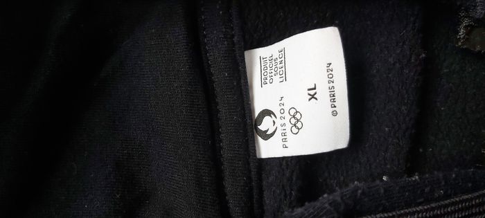 Gilet zippé à capuche Paris 2024 - photo numéro 5