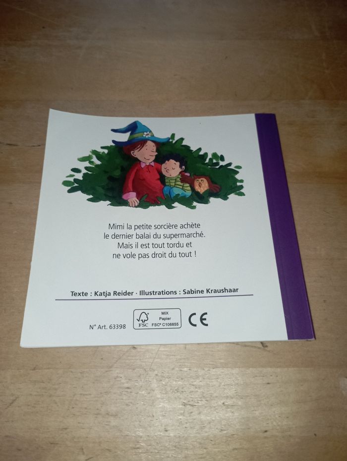 Livre mimi la sorcière - photo numéro 2