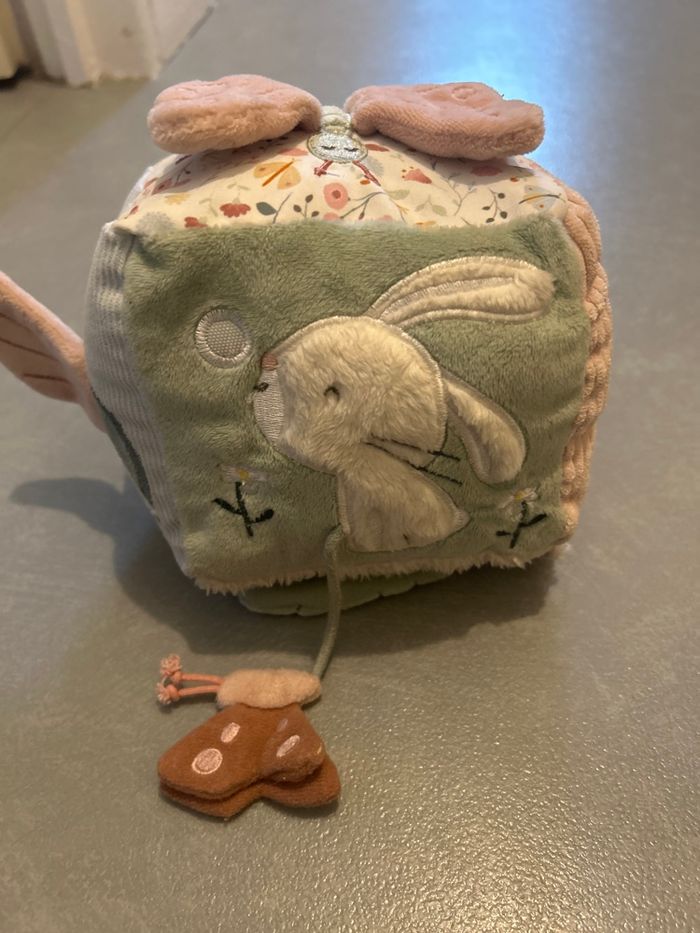 Cube d’activité bébé - photo numéro 4