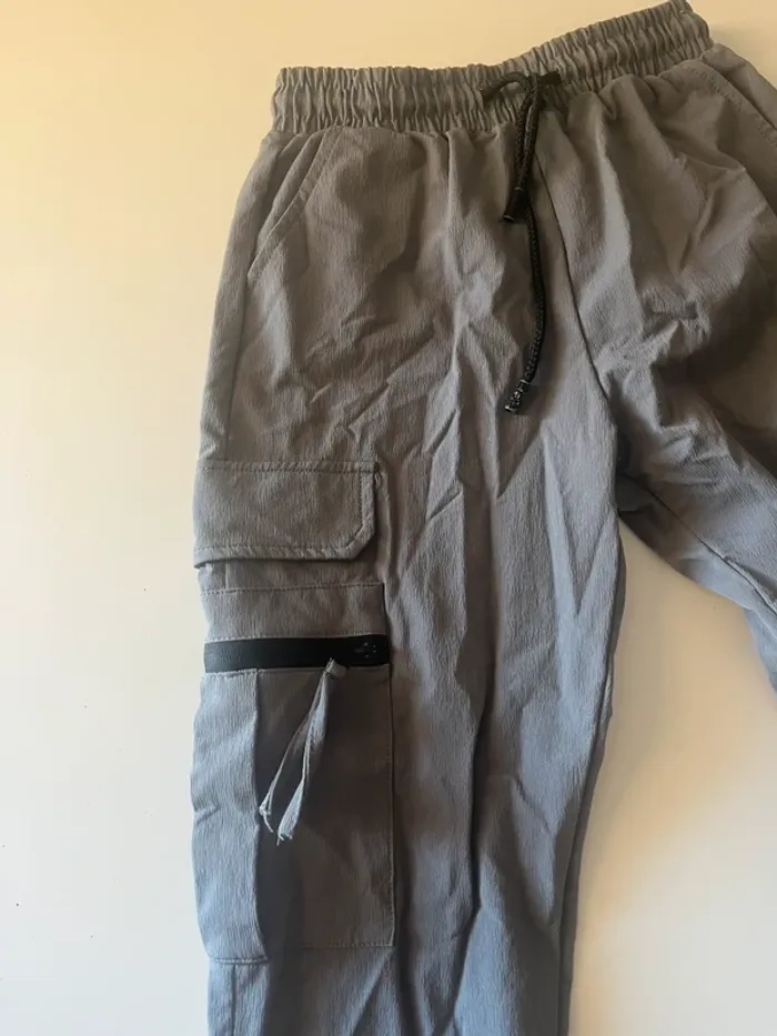 Cargo gris foncé - taille 12 ans - photo numéro 2