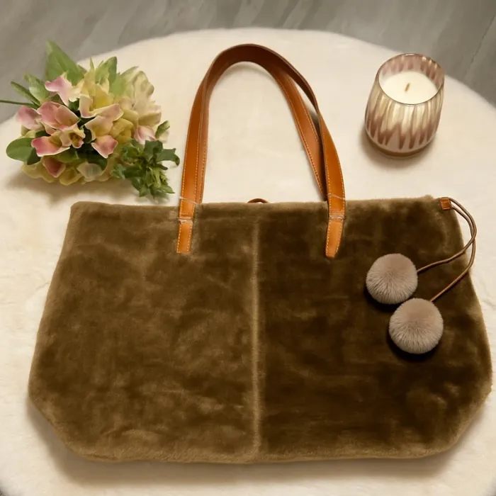 👜 Grand sac fourre-tout en fausse fourrure ultra doux – Style cocooning 👜