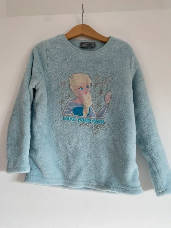 Pyjama chaud la reine des neiges.