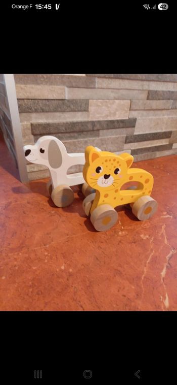 Lot de 2 animaux en bois 