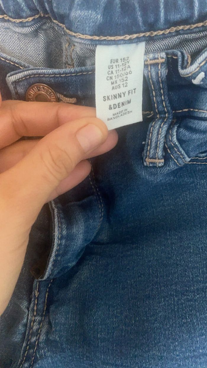Jeans skinny H&M bleu – taille 12 ans, en bon état - photo numéro 2
