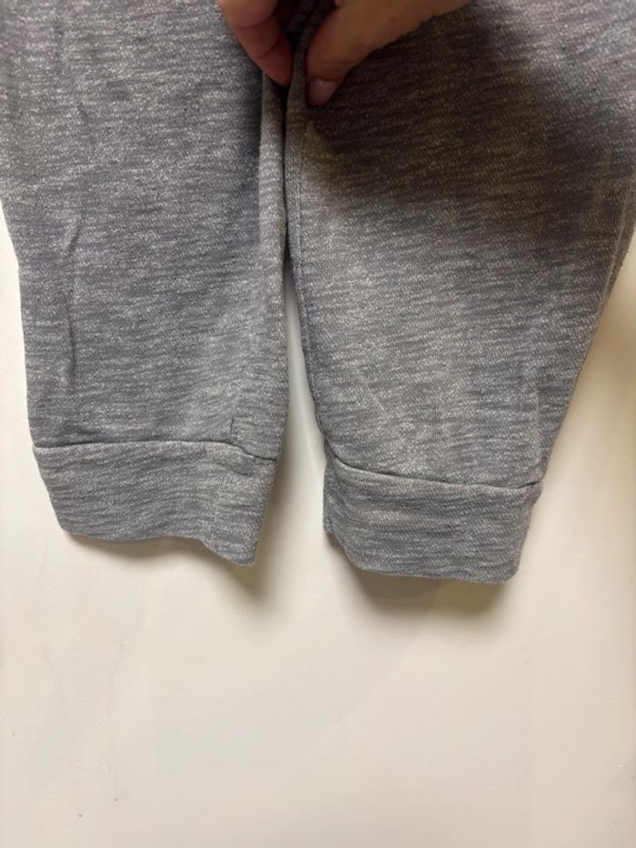 Pantalon gris confortable Hollister taille 38 - photo numéro 4