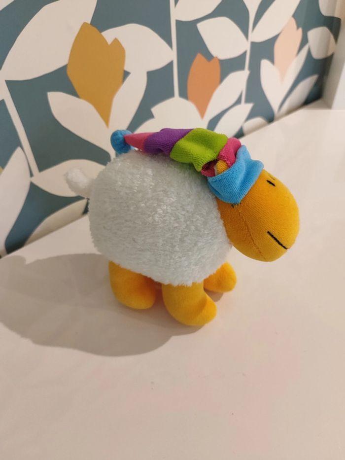 Doudou peluche mouton