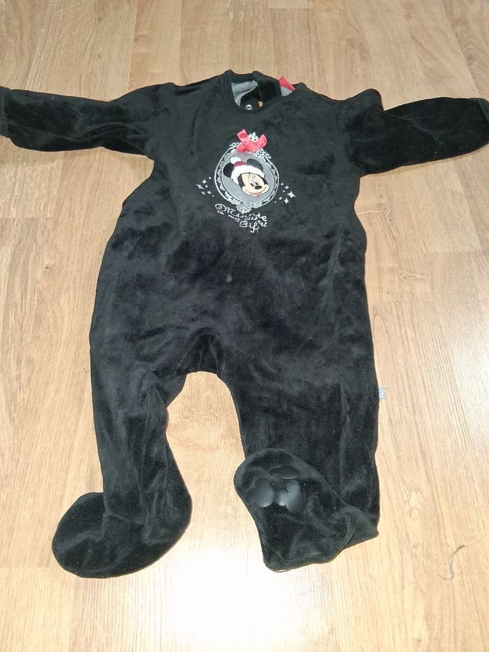 Pyjama long velours noir disney 9mois
