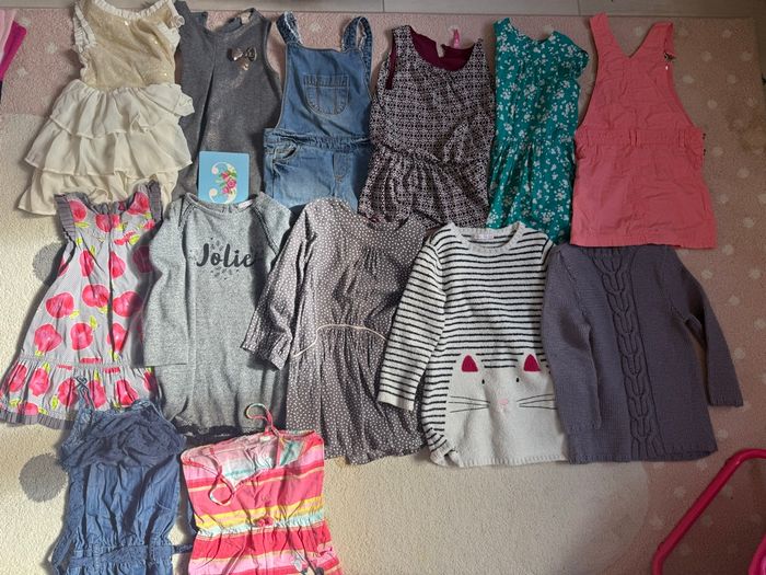13 robes fille 3 ans