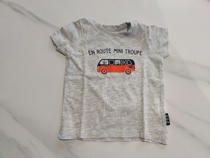 T-shirt