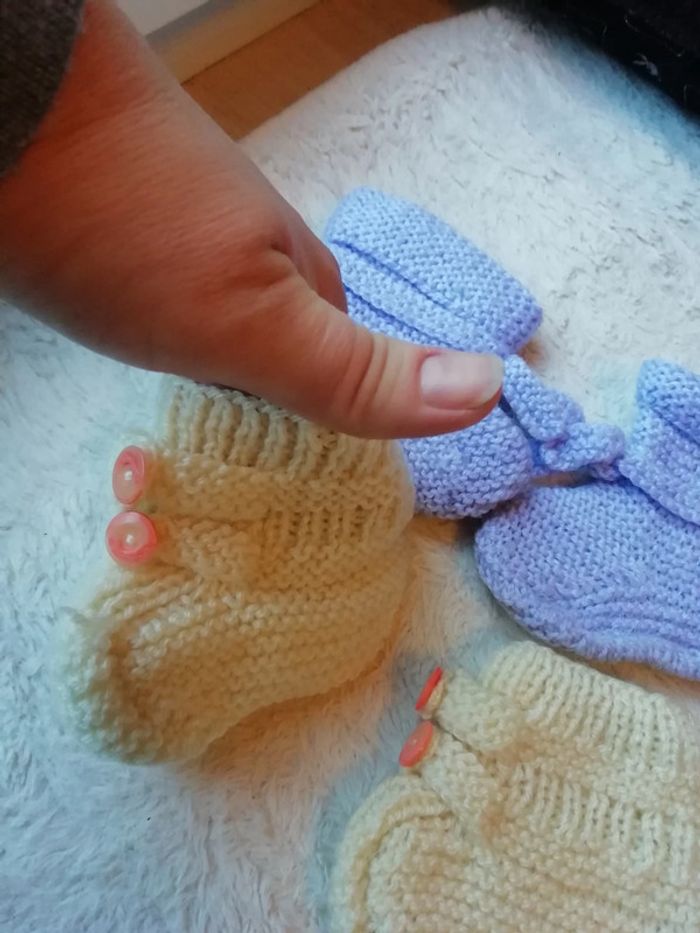 Bottillons en laine - photo numéro 2