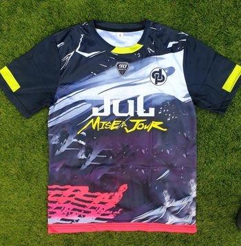 Maillot foot t-shirt collector supporter JUL d'Or et de Platine Ninetta neuf jamais porté taille 10 ans 140cm.