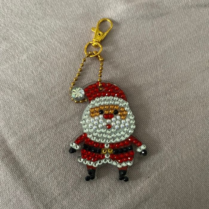 Porte clés Père Noël  en diamond painting