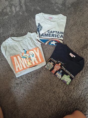 Lot 3 t-shirts