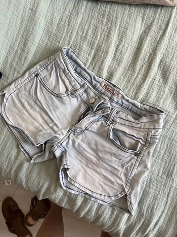 Short jean délavé
