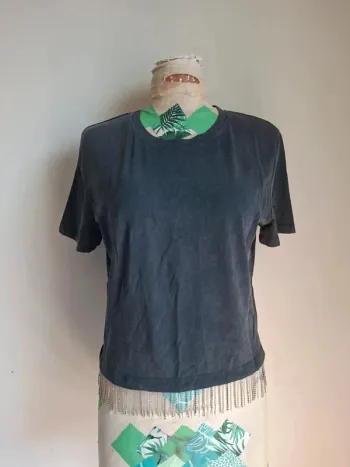 T- shirt Zara effet délavé avec perles - taille L - neuf