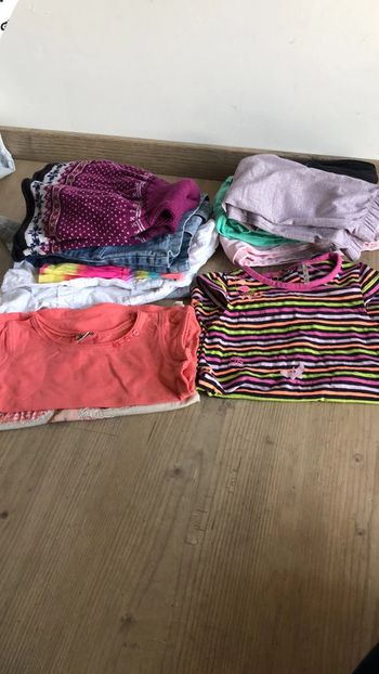 Lot de vêtements 2 ans