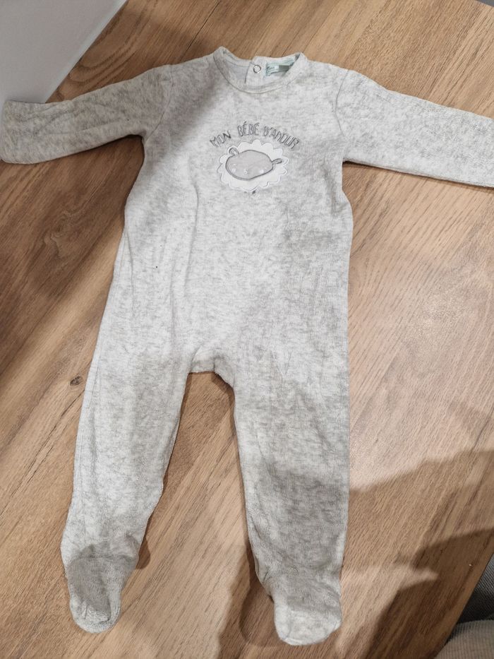 Pyjama 9 mois - photo numéro 2