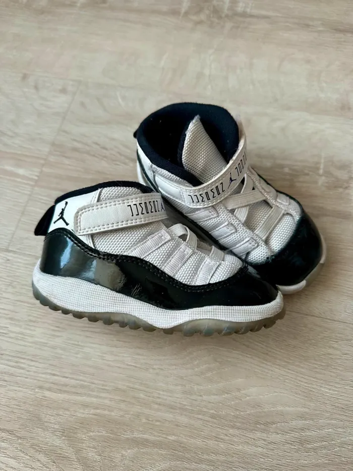 Baskets air Jordan 11 concord - photo numéro 2