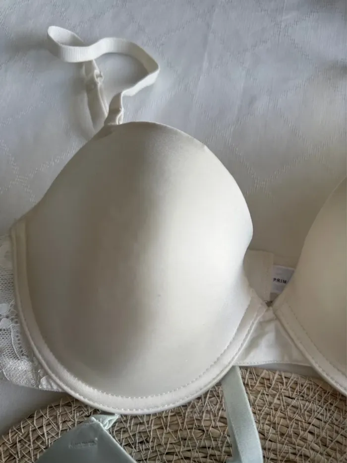 Lot soutien gorge - photo numéro 4