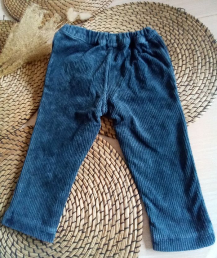 Ensemble pantalon velours bleu + tee shirt à rayures Terre de Marin taille 18 mois - photo numéro 9
