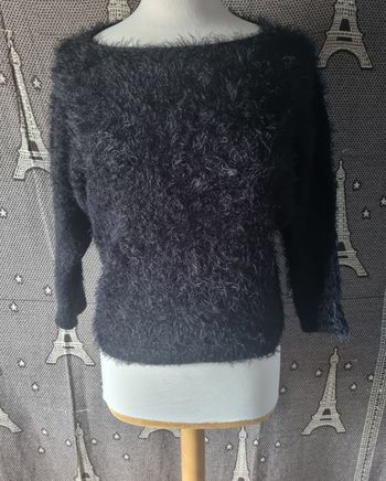 Pull noir à fausse fourrure taille XS-S
