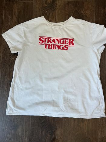 T-shirt Stranger things