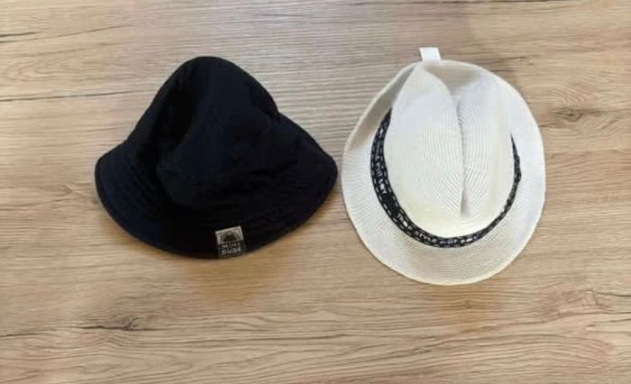 2 chapeaux - 49cm