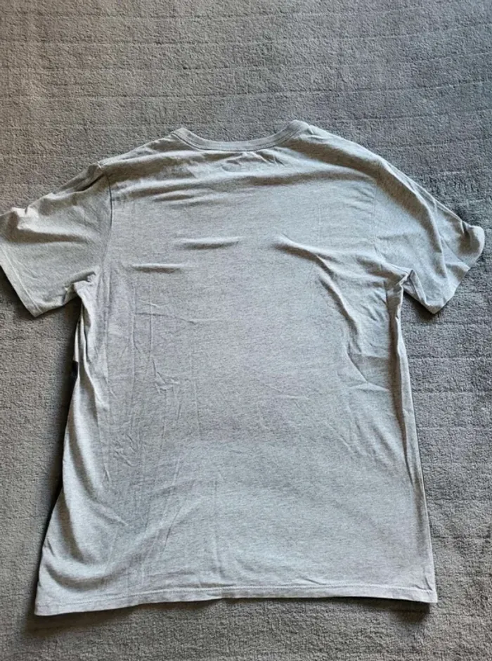 T-shirt Nike Homme taille L gris et noir - photo numéro 2