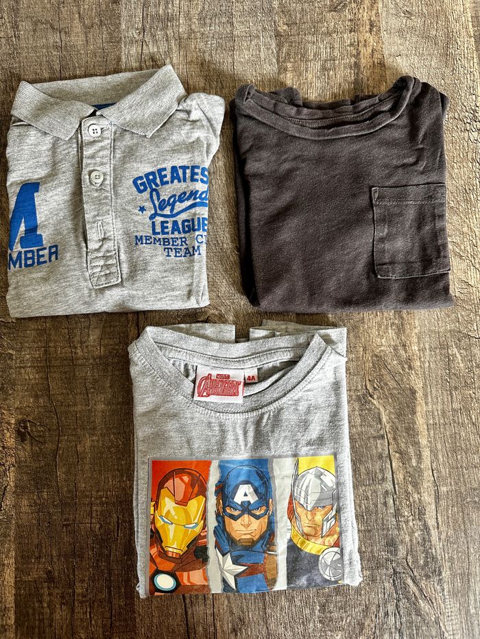 Lot n’2 de 7 t-shirts divers 4 ans - photo numéro 2